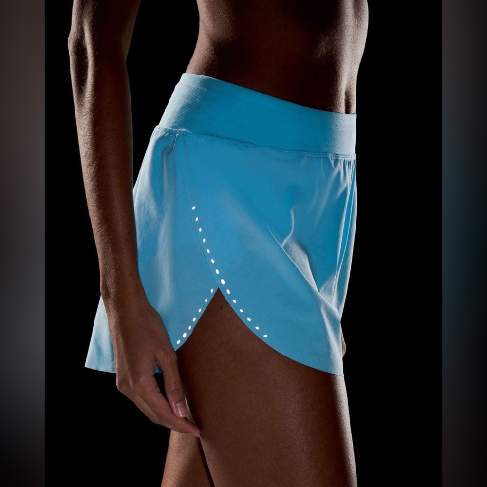 Lululemon Find Your Pace High-Rise Lined Short 3" - Blue Chill - size 4